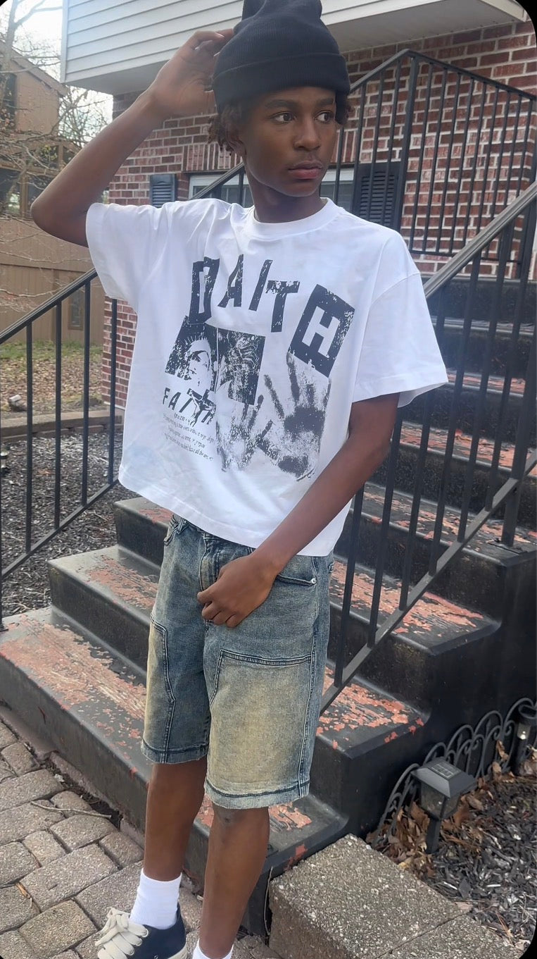FAITH HANDPRINT BOXY TEE