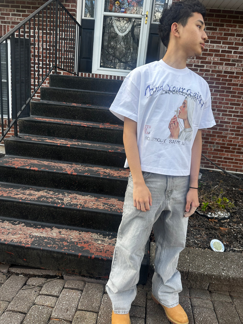 FIND YOUR FAITH BOXY TEE